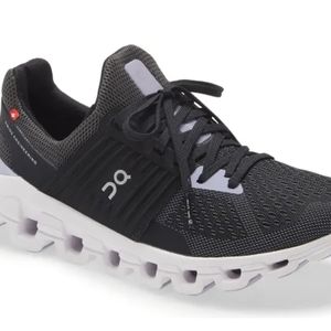 On Cloudswift Running Shoe